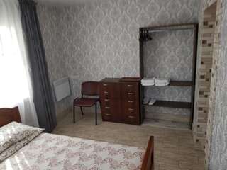 Отель Hotel Nariman Геническ Стандартный двухместный номер с 2 отдельными кроватями-5