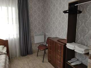 Отель Hotel Nariman Геническ Стандартный двухместный номер с 2 отдельными кроватями-6